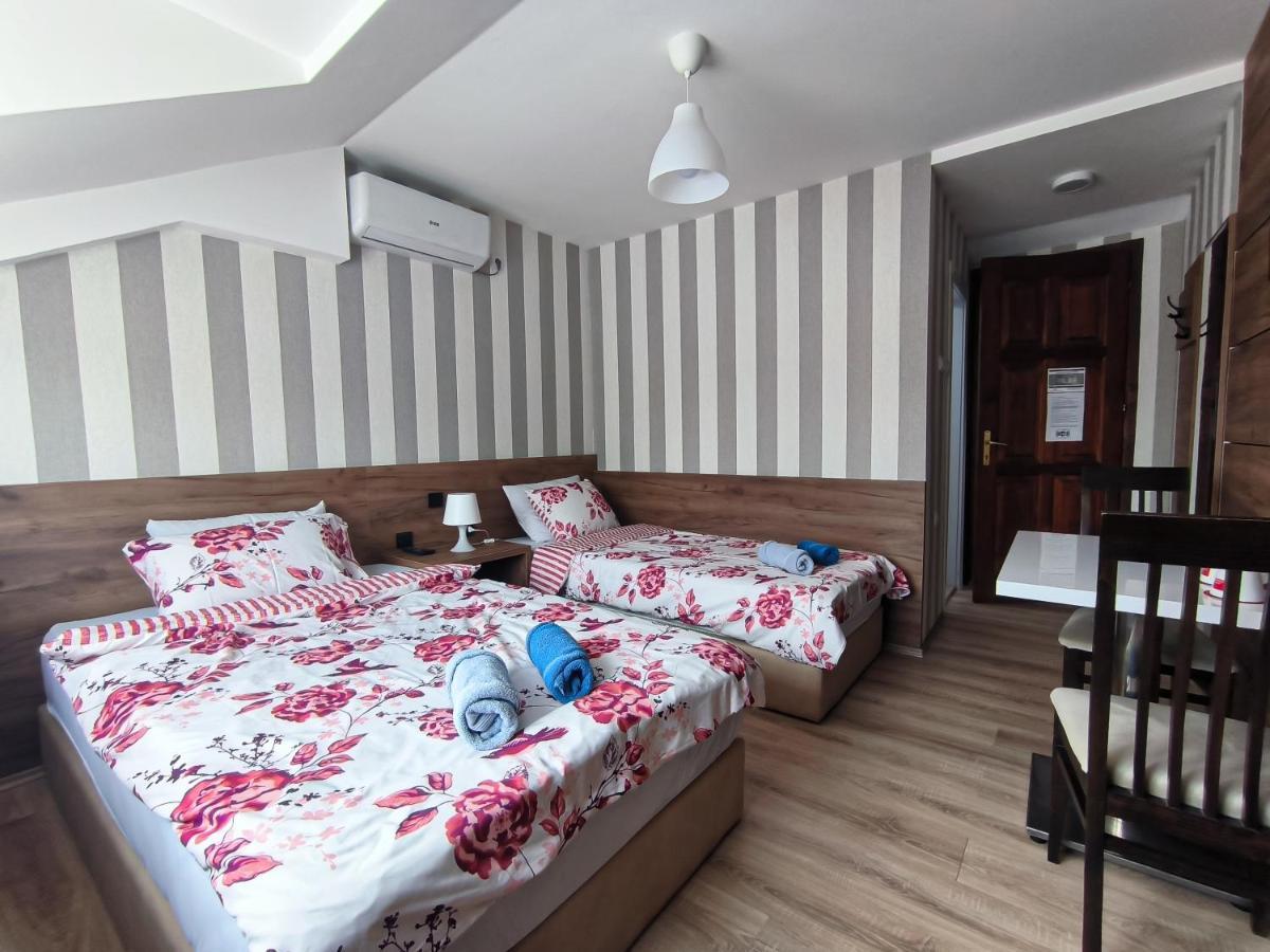 Studio Apartments Maksimovic Nis Exterior foto