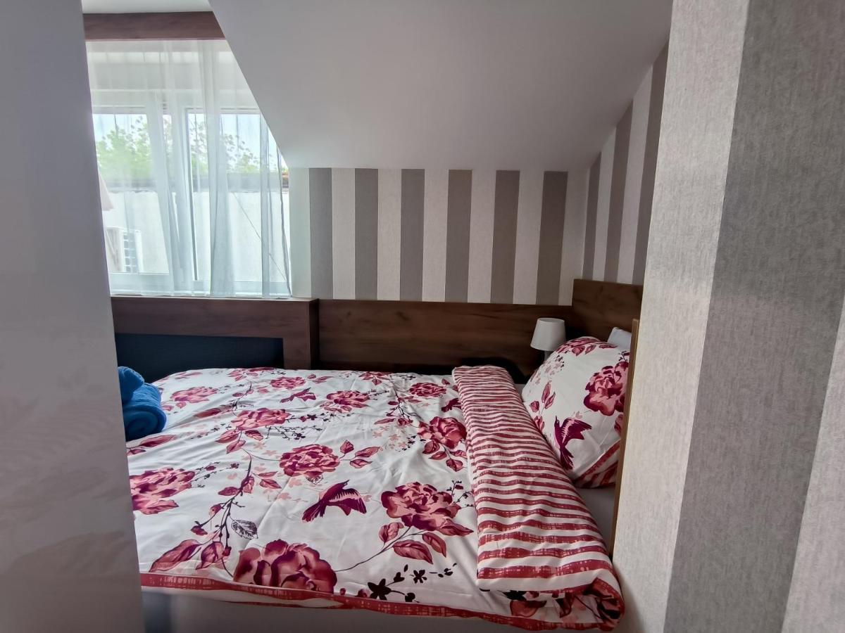 Studio Apartments Maksimovic Nis Exterior foto
