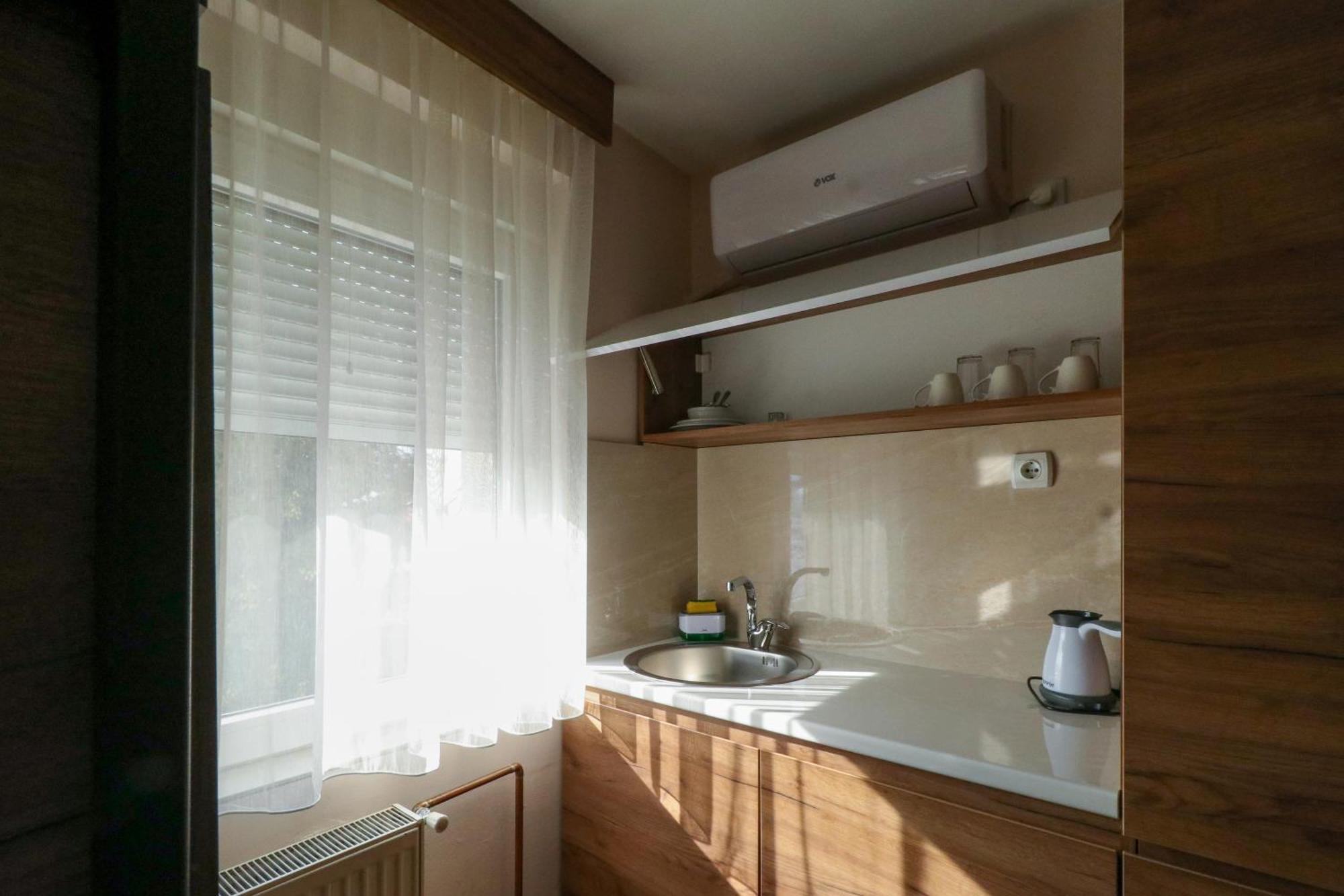 Studio Apartments Maksimovic Nis Exterior foto