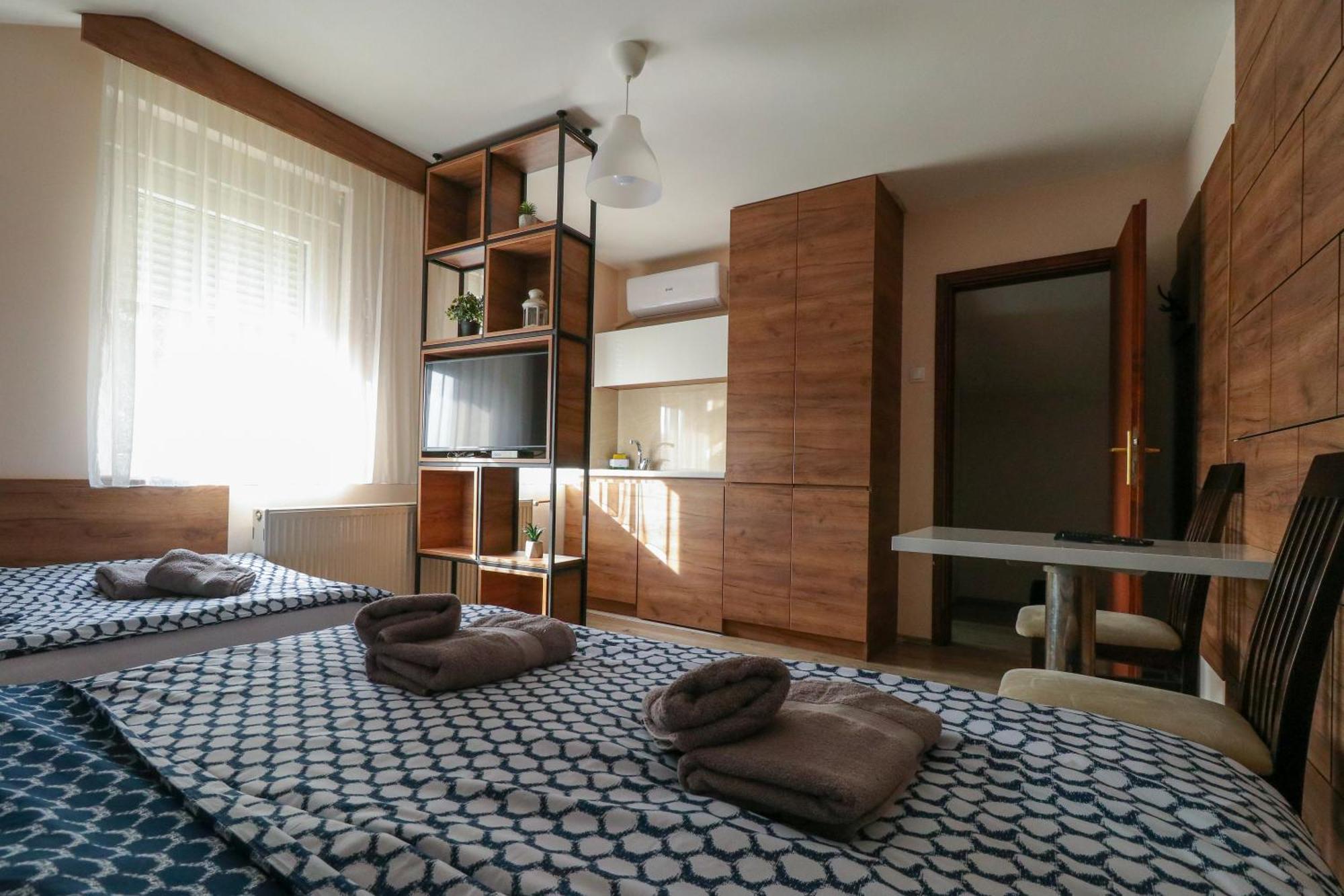 Studio Apartments Maksimovic Nis Exterior foto